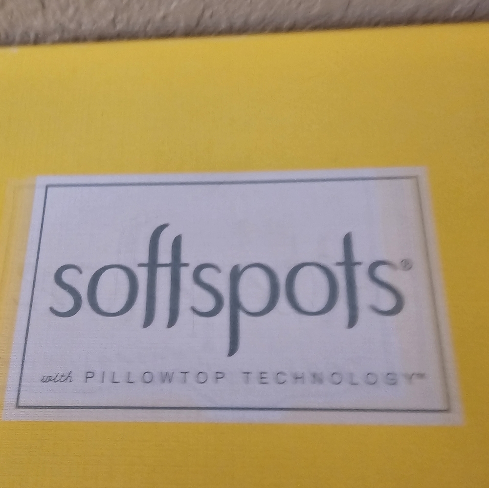 Softspots Black Women's Flats - Picture 5 of 5